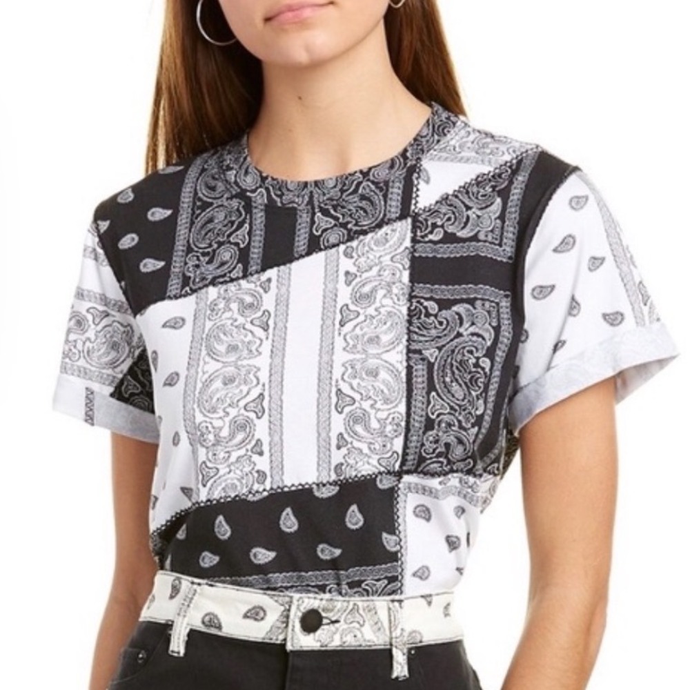 Alice + Olivia Elina Patchwork Bandana Paisley Tshirt Black White Cropped Large